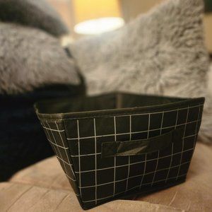 Black and white plaid storage tote with handle